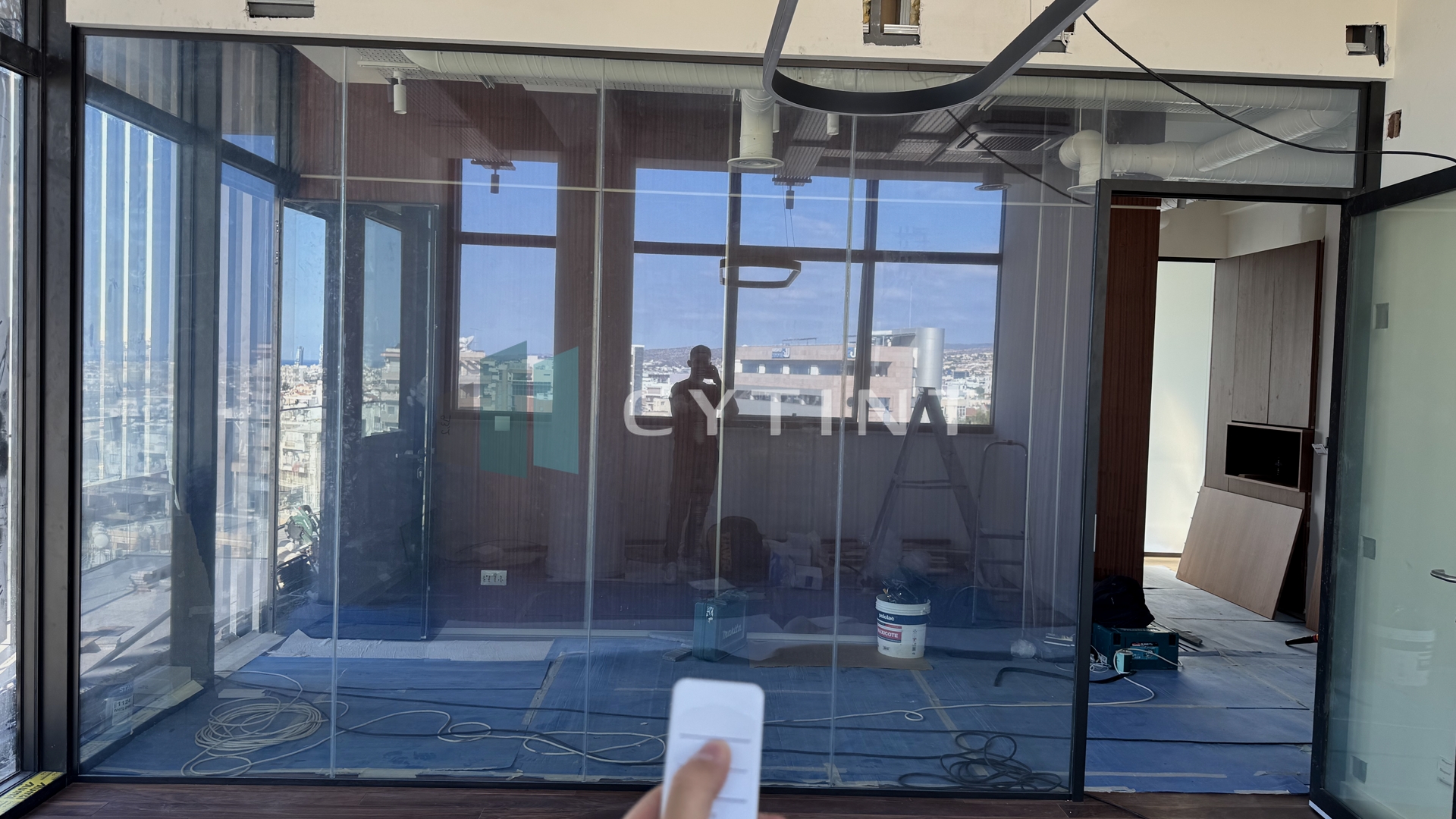 Benchmark Office Centre Smart Film in transparent state