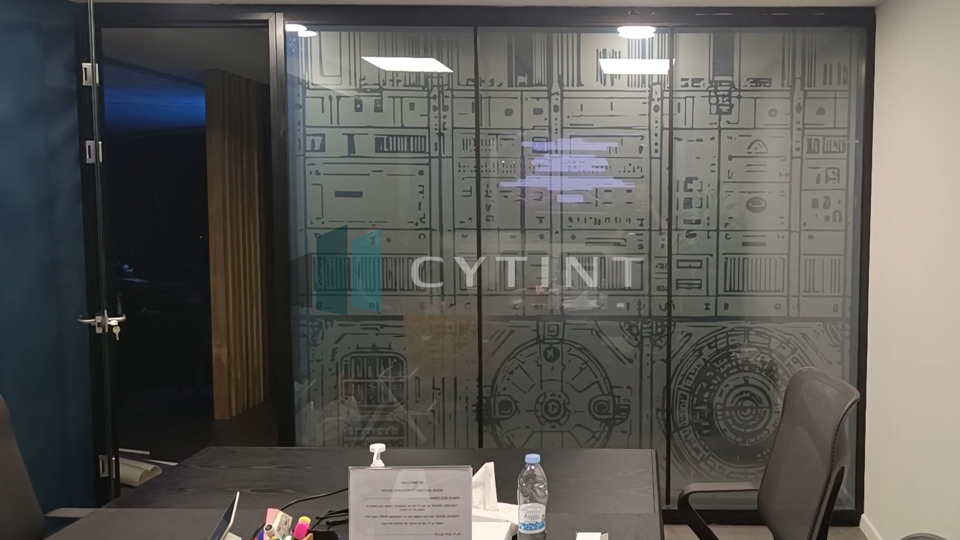Mayflower office with Smart Film in transparent state