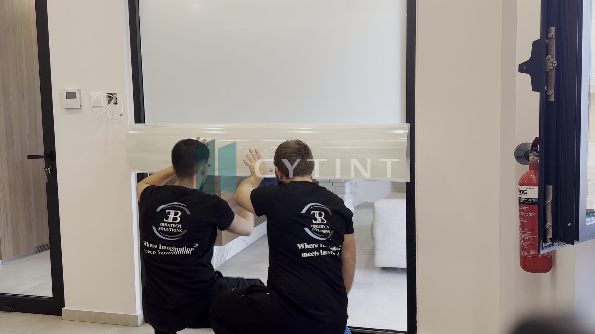 Dr. Elena Santi installation process - Step 1